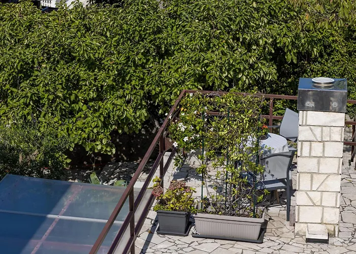 Lacrima Appartement *